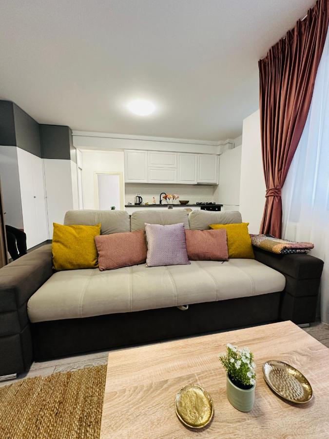 Cozy Living Near Palas Mall Iasi Exterior foto